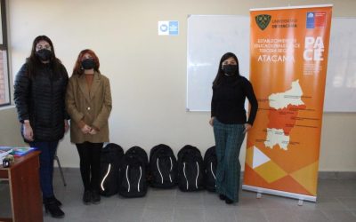 Estudiantes de la Universidad de Atacama sede Vallenar recibieron Kits de Aprendizaje